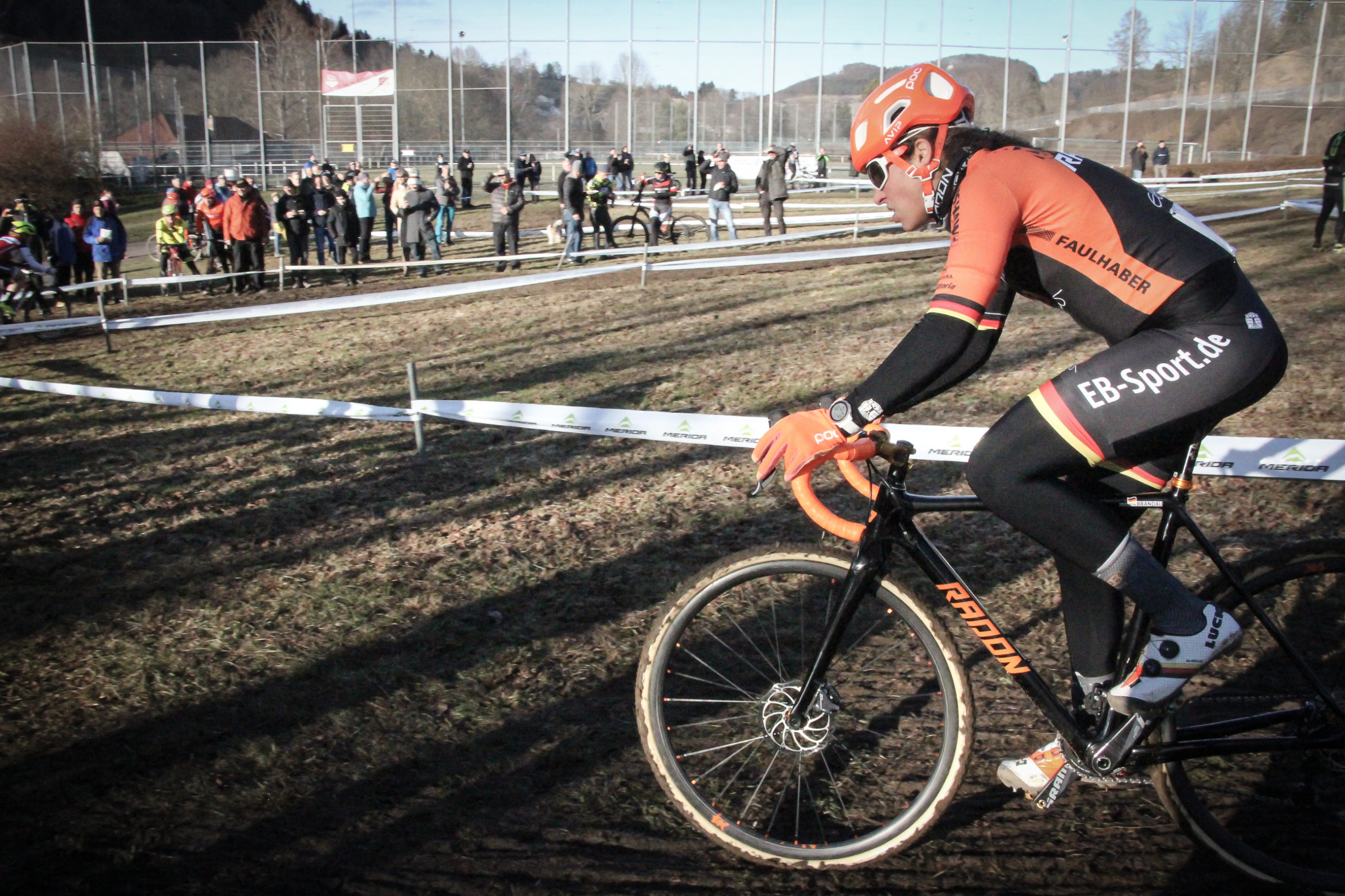 DM Cyclocross 2020: Lisa Brandau trotz schlechter Beine vorne